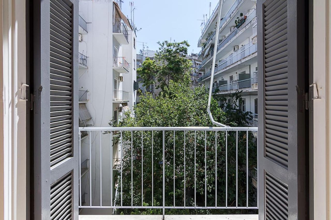 Spacious Two Bedroom Apartment In Central Location Athen Eksteriør bilde