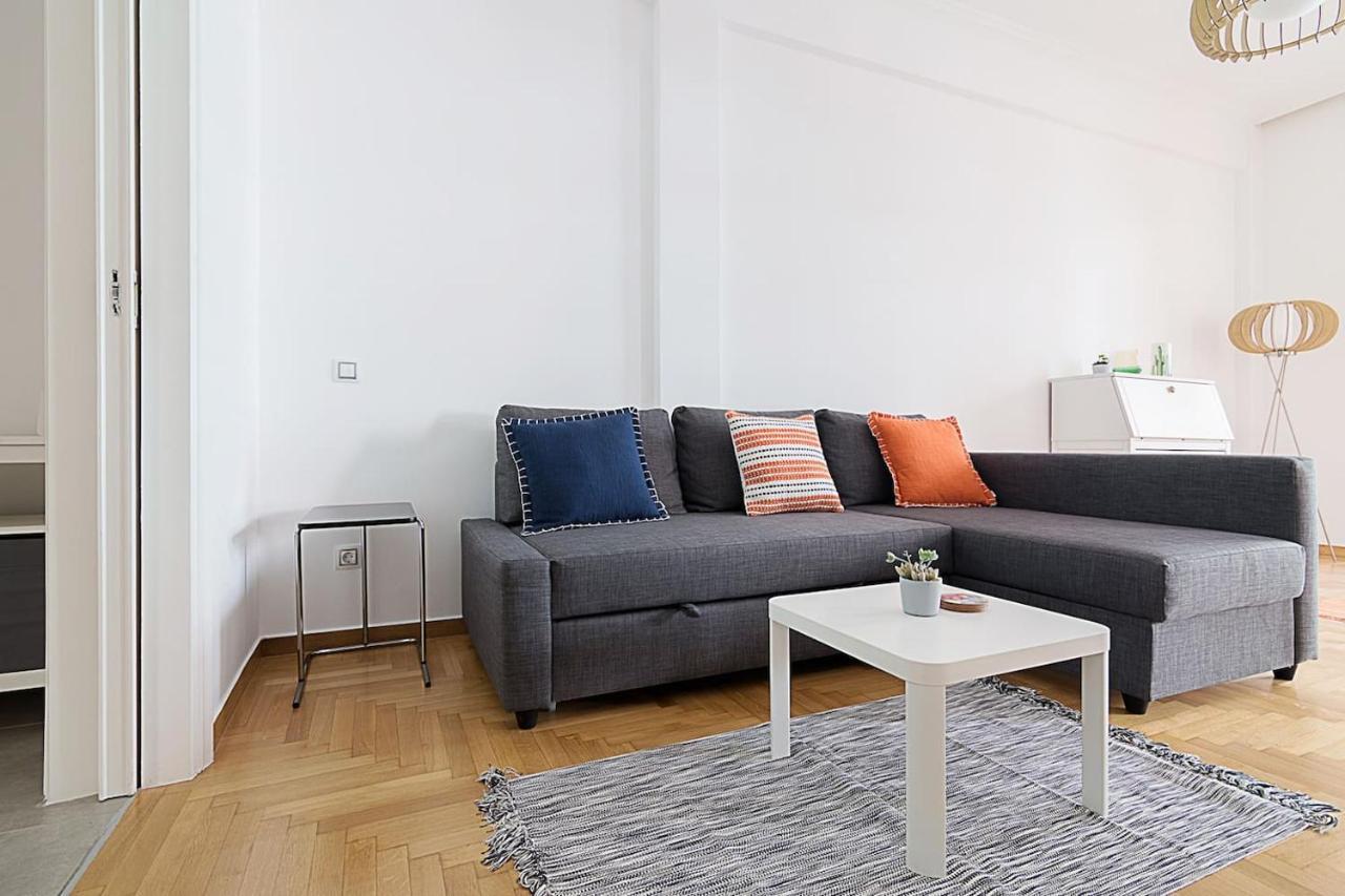 Spacious Two Bedroom Apartment In Central Location Athen Eksteriør bilde