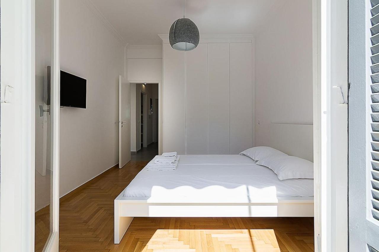 Spacious Two Bedroom Apartment In Central Location Athen Eksteriør bilde