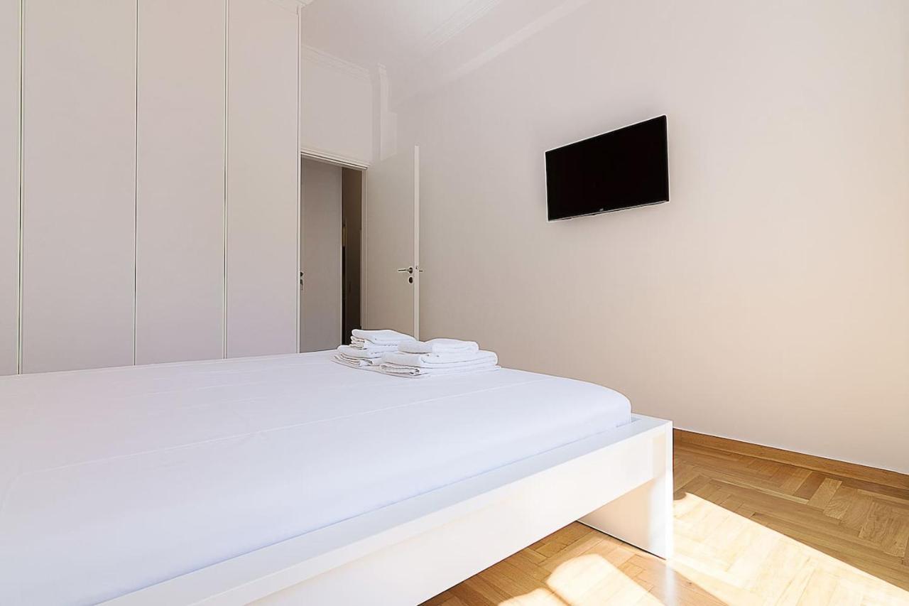 Spacious Two Bedroom Apartment In Central Location Athen Eksteriør bilde