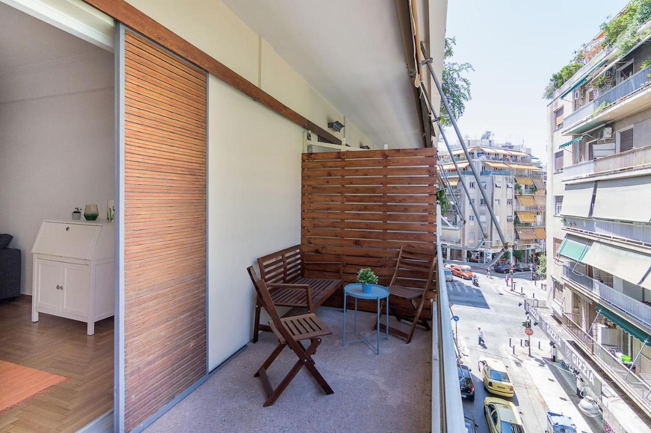 Spacious Two Bedroom Apartment In Central Location Athen Eksteriør bilde