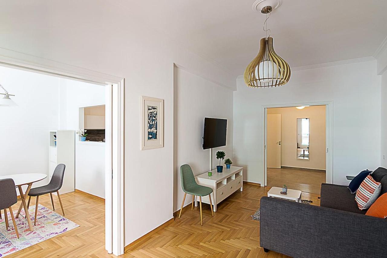 Spacious Two Bedroom Apartment In Central Location Athen Eksteriør bilde