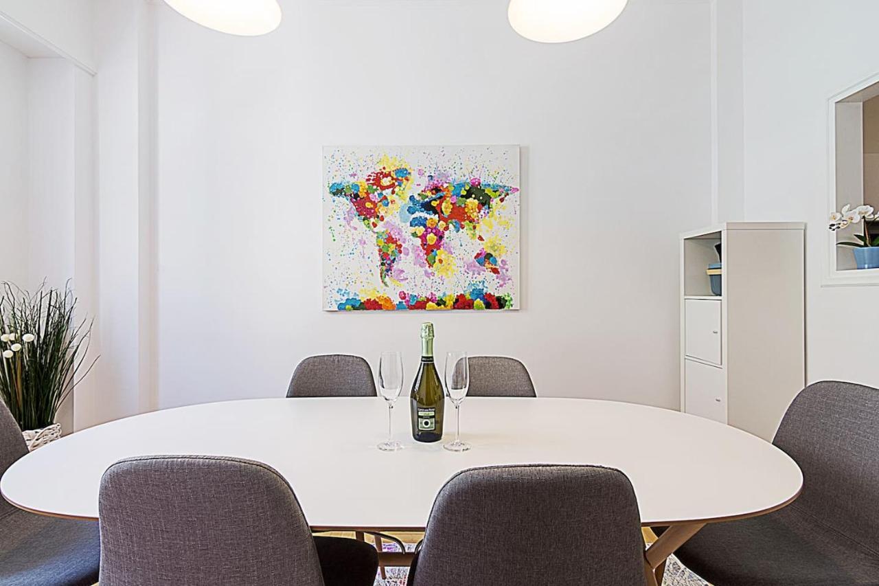 Spacious Two Bedroom Apartment In Central Location Athen Eksteriør bilde