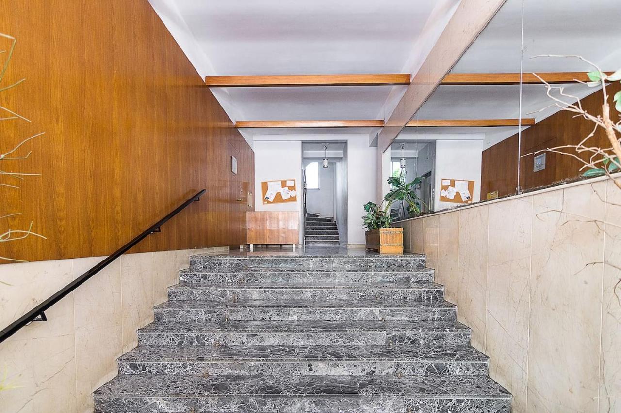 Spacious Two Bedroom Apartment In Central Location Athen Eksteriør bilde